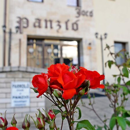 Hotel Jocó Panzió Nyíregyháza Zewnętrze zdjęcie