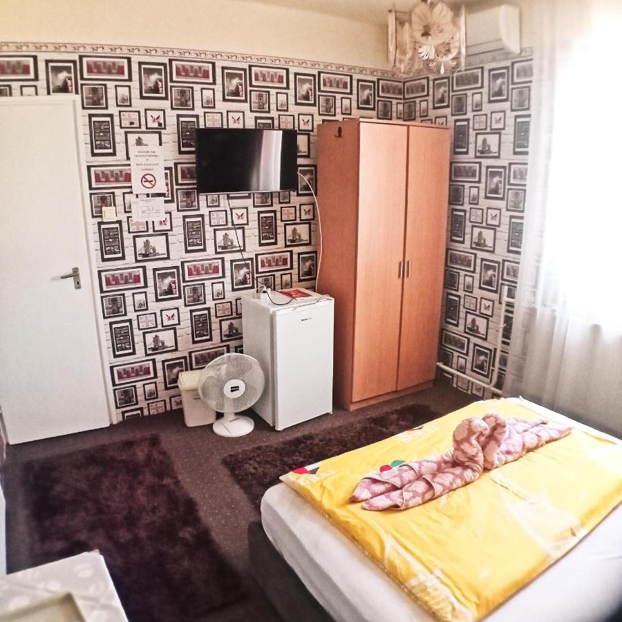 Hotel Jocó Panzió Nyíregyháza Zewnętrze zdjęcie